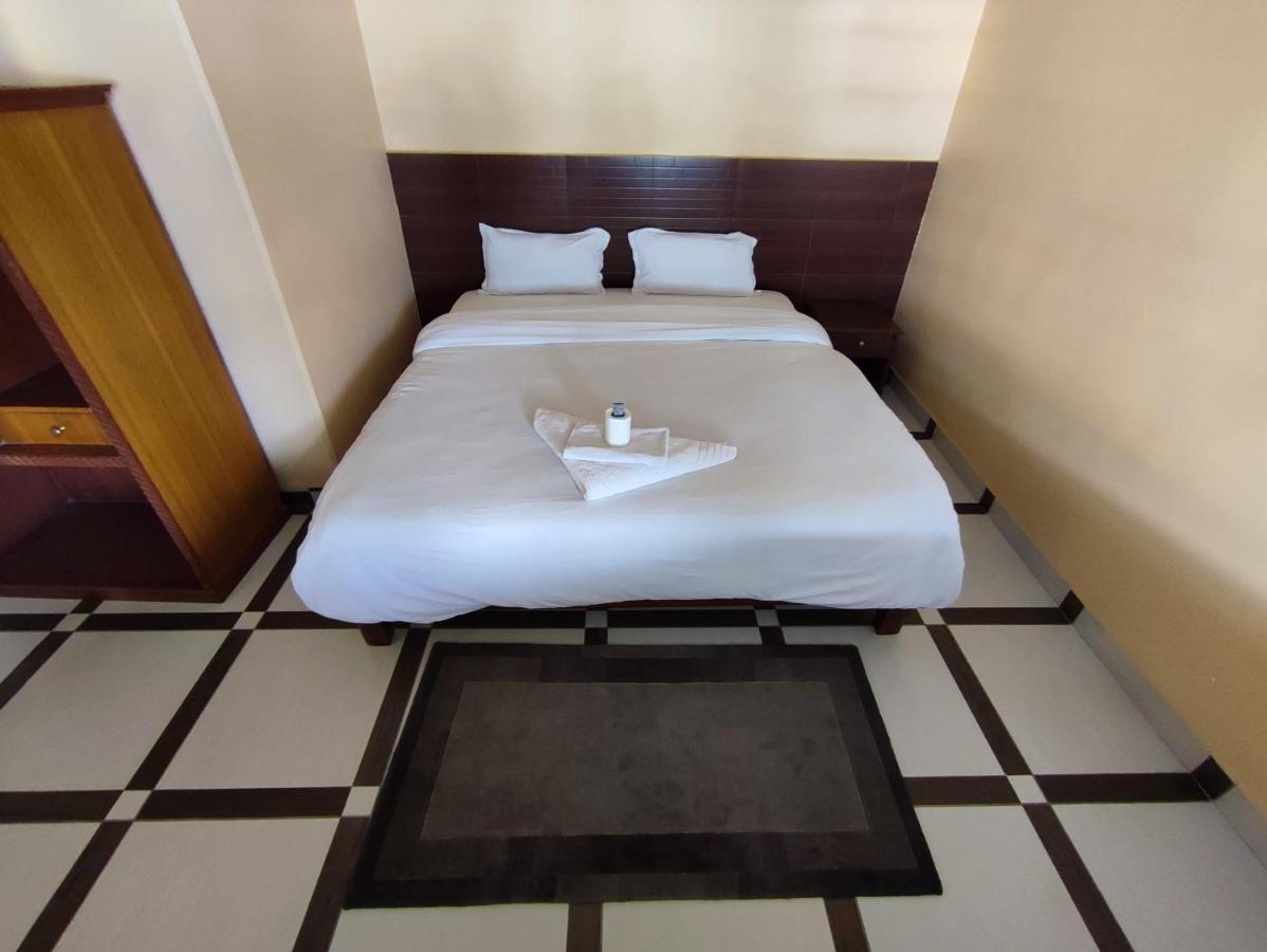 The Mountain House Hotel Похара Екстериор снимка