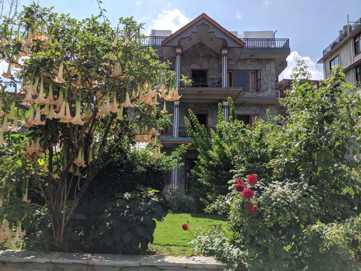 The Mountain House Hotel Похара Екстериор снимка
